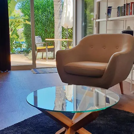 Apartman Pine Tree Seaside 500m To *