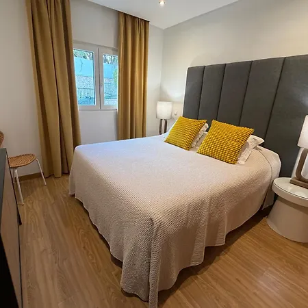 Pine Tree Seaside Apartments 500M To Beach *