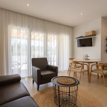 Pine Tree Seaside 500m To Apartman Albufeira