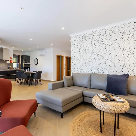 Apartman Pine Tree Seaside 500m To Albufeira