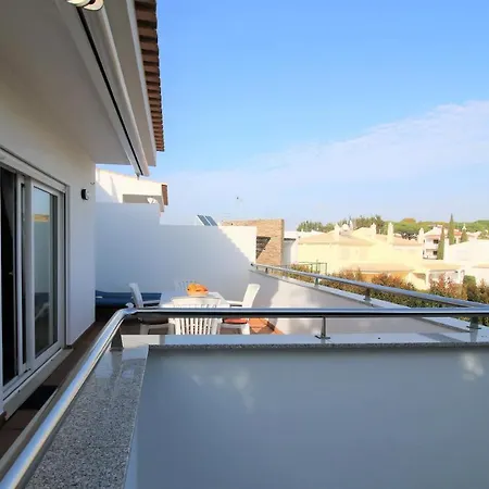 Appartement Pine Tree - Da Coelha - *