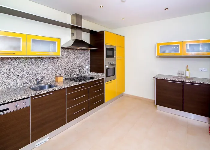 Appartement Pine Tree Seaside Apartments 500M To Beach