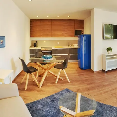 Apartment Pine Tree - Da Coelha -