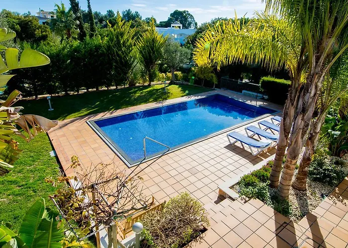 Pine Tree Seaside Apartments 500M To Beach Apartment *