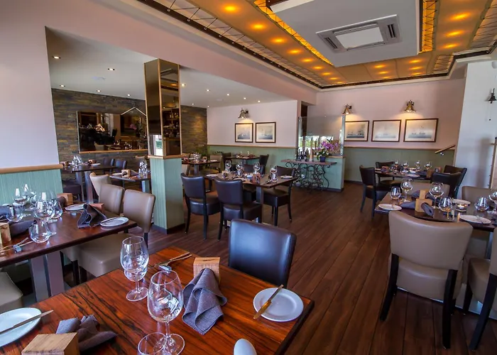 Apartment Pine Tree Seaside Apartments 500M To Beach Albufeira