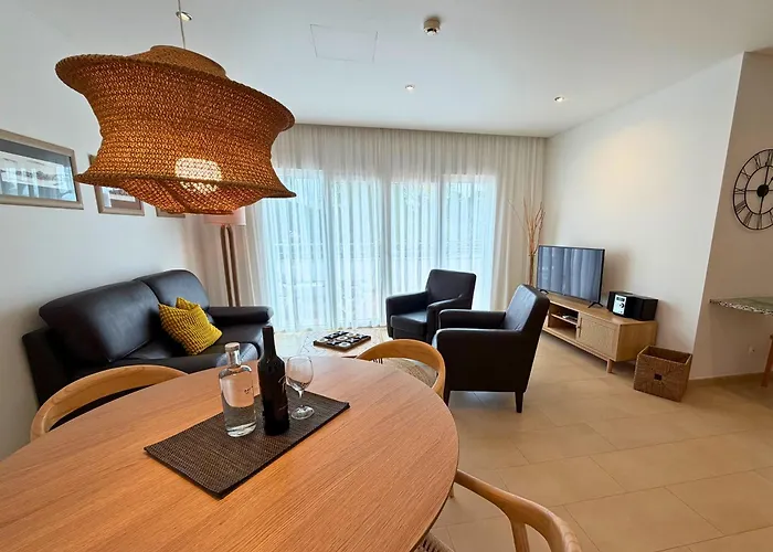 Pine Tree Seaside Apartments 500M To Beach * Albufeira