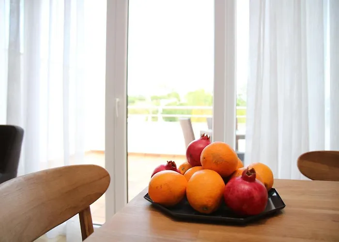 Apartment Pine Tree Seaside Apartments 500M To Beach *