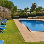 Апартаменты Pine Tree Seaside 500m To *