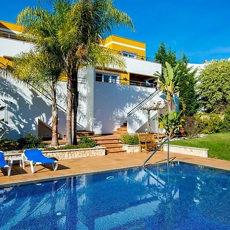 Pine Tree - Da Coelha - * Albufeira