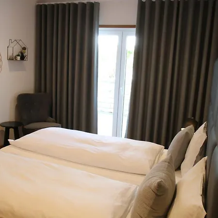 Apartman Pine Tree - Da Coelha - *